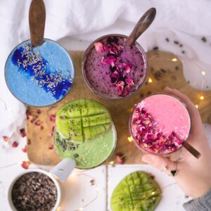 Smoothies, regenbogen, gesund, lecker, abnehmen, einfach, schnell kiwi, bunt, essen, trinken, Rezept, vegan, ohne Zucker, spirulina, rote bete