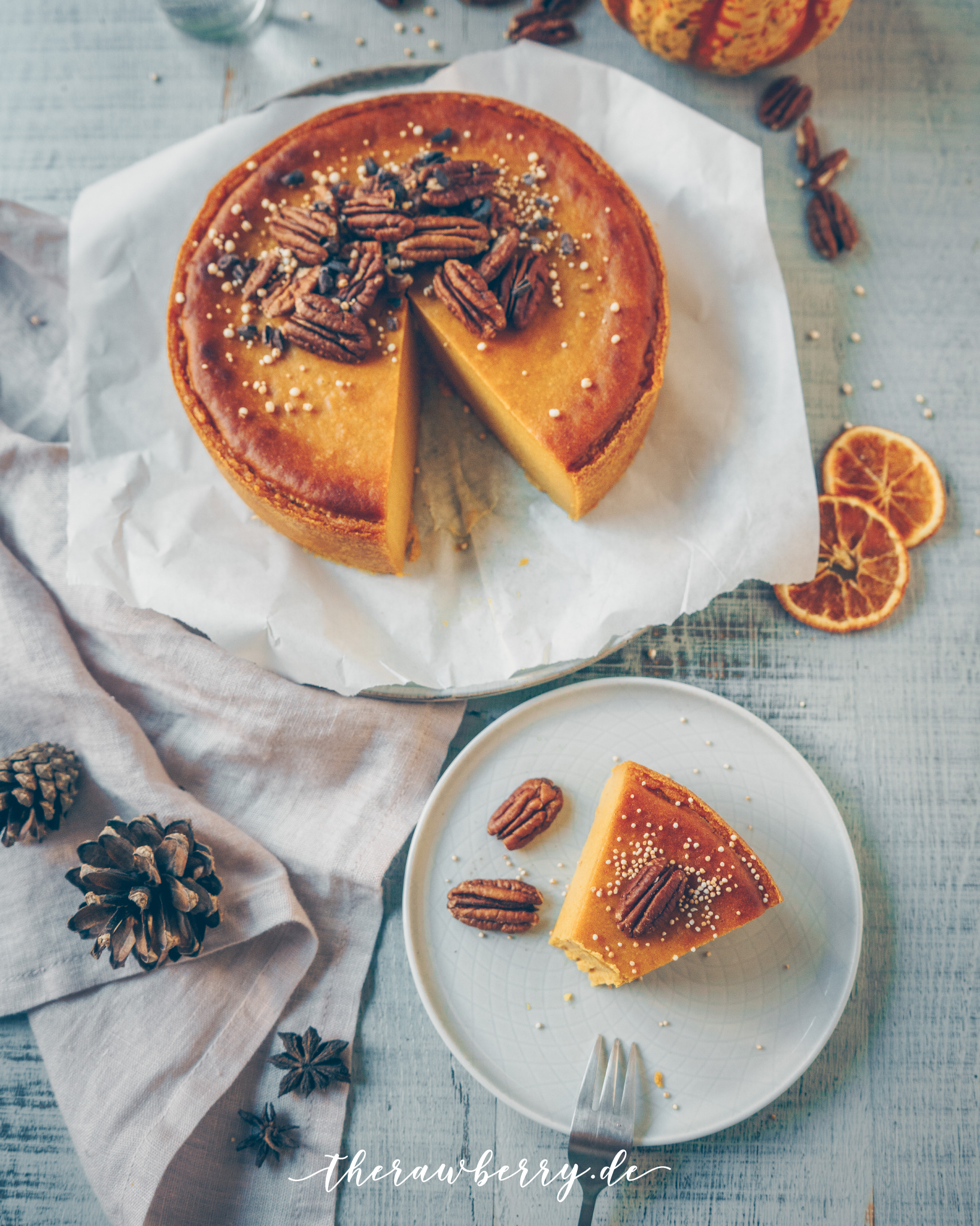 pumpkin, kürbis, Herbst, Käsekuchen, cheesecake, vegan, glutenfree, gluten free, glutenfrei, lecker, delicious, healthy, gesund, diet, less sugar, easy, einfach, simple, baking, yellow, gelb, kuchen, cake, pecans, pekanüsse, zuckerfrei, sugar free, no crust, ohne boden