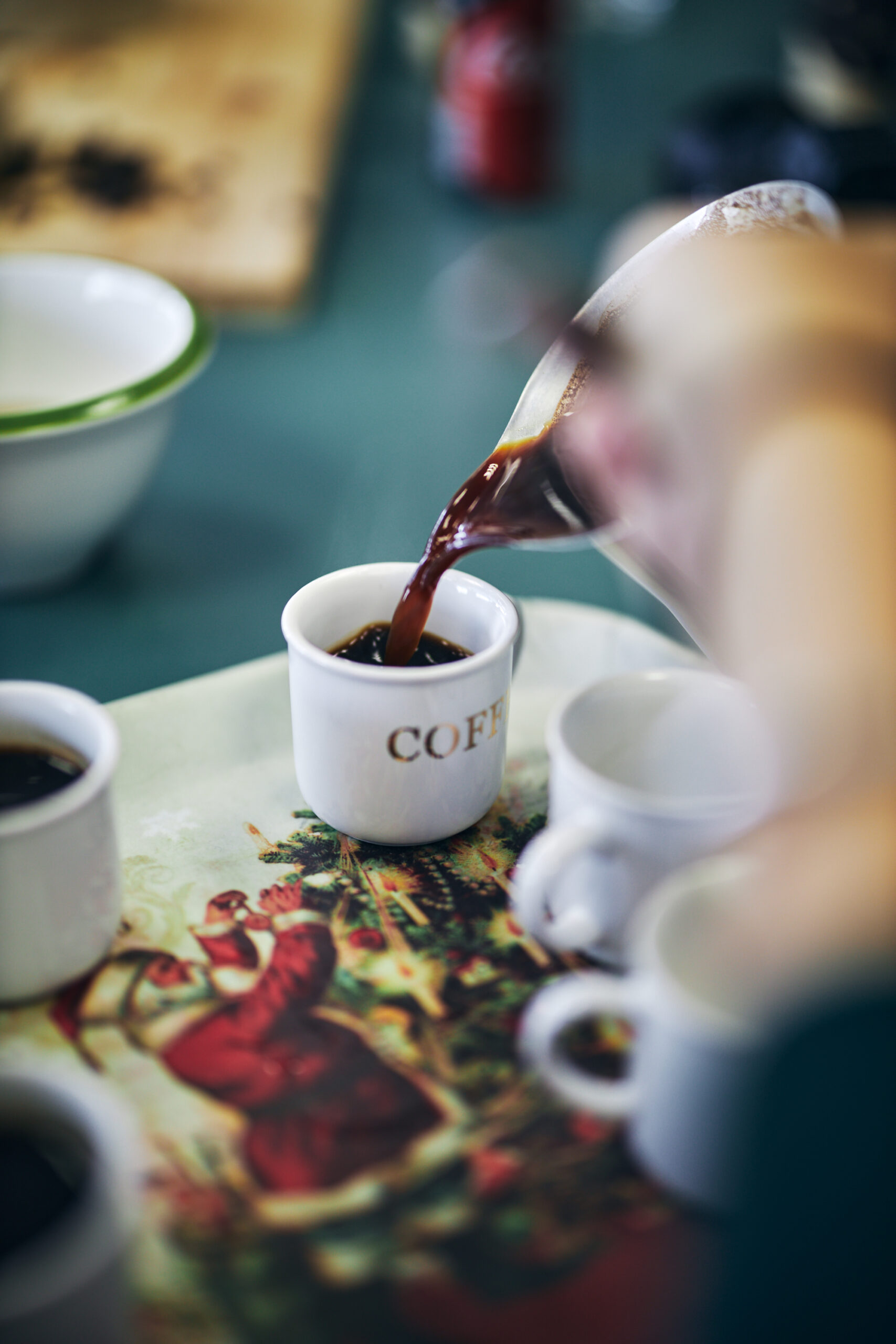 hummus, Israel, tomatoes, tomaten, Kichererbsen, chickpeas, healthy, gesund, vegan, einfach, simple, delicious, lecker, creamy, creaming, food, essen, dip, aufstrich, spread, glutenfree, gluten frei, recept, recipe, therawberry, dairy free, laktose frei, whole some diet, diet, diät, photography, food photography, al are