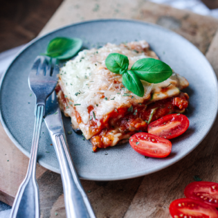 vegan, veggie, Gemüse, lasagna, lasagne, baking, backen, essen, food, lunch, dinner, Mittagessen, Abendessen, yum, lecker, foodie, delicious, einfach, simple, simpel, cooking, kochen, Italian, italienisch, photography, fotografie, food styling, marie dorfschmidt, therawberry, recipe, rezept
